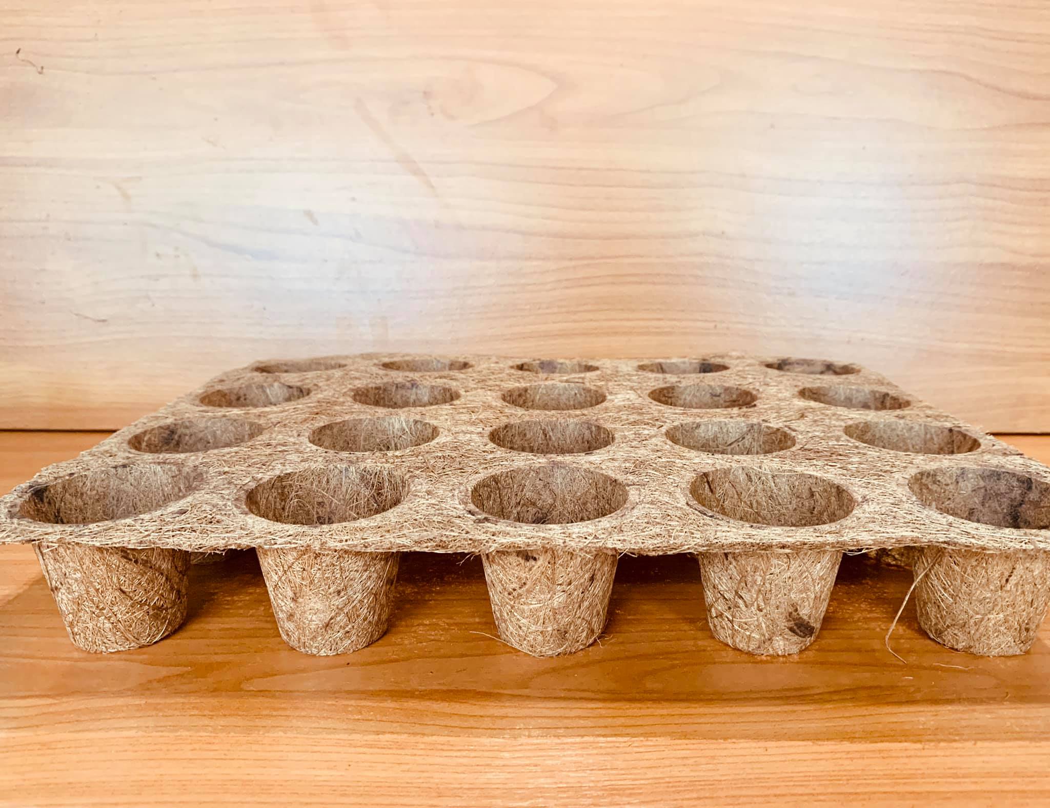 Seed starter tray biodegradable and organic Biodegradable and